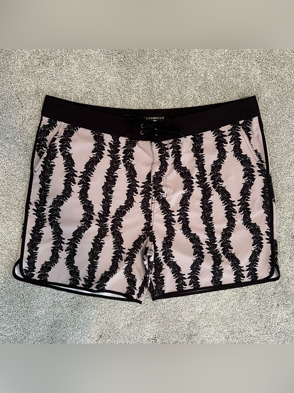 LEXBREEZY Men’s Puakenikeni Board Shorts
